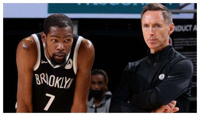 男篮国手余 男篮国手余