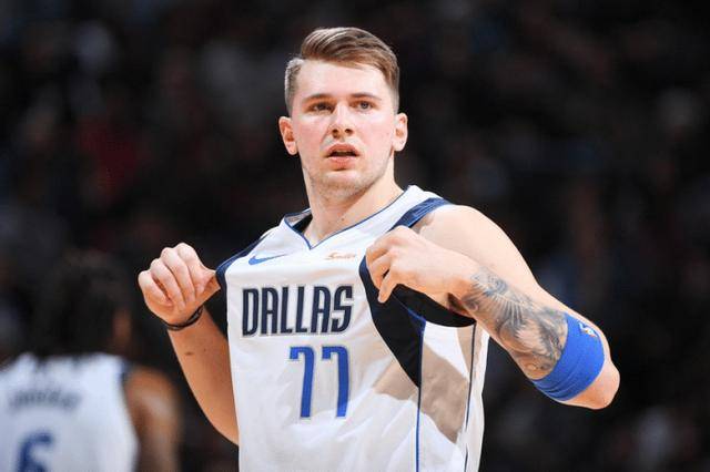 体育足协杯：武汉卓尔2-0泰州远大