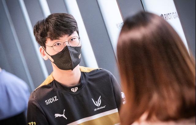 百年历史中 百年历史中